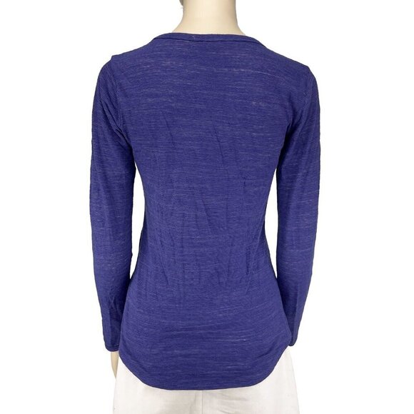 GAP Athleisure Long Sleeve Blue Purple Slightly translucide Tee Casual sz‎ Small - Picture 4 of 7